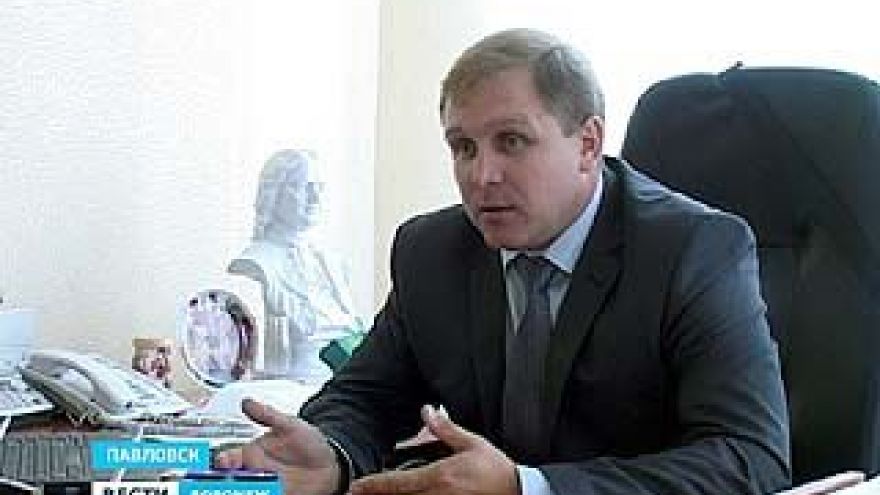 Глава Павловска и Совет депутатов который месяц выясняют отношения в судах