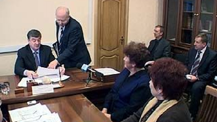 Глава города встретился с воронежцами в приемной Владимира Путина