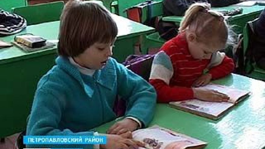 Ученикам одной из школ Петропавловского района приходится дышать угарным газом