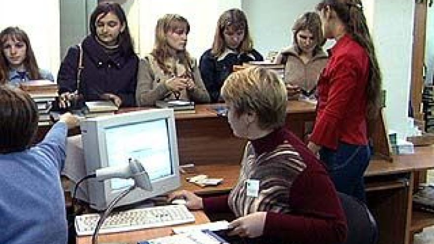 Библиотека ВГУ первой в Черноземье приступила к электронной выдаче книг