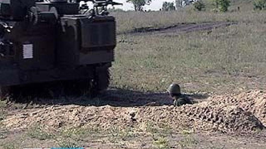 "Обкатку танками" проходили женщины-военнослужащие