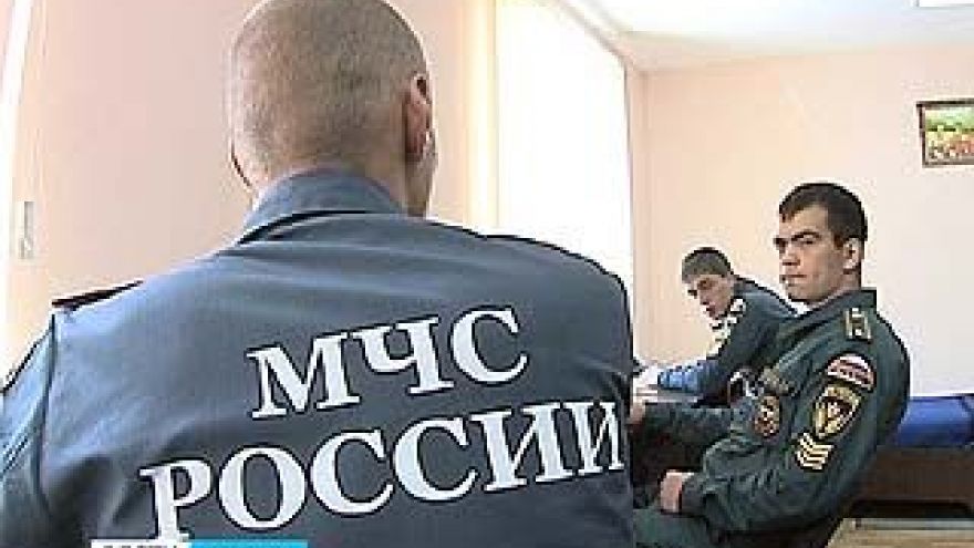 Стипендия, обед и песня - студентам из Крыма нравится учиться на воронежских спасателей