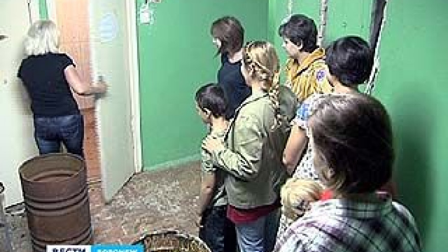 Жильцы общежития несколько месяцев ждут завершения ремонта в душевых и туалетах