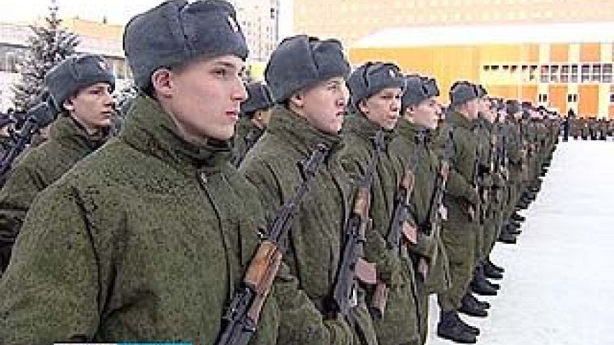 В ВВАИУ приняли присягу солдаты осеннего призыва
