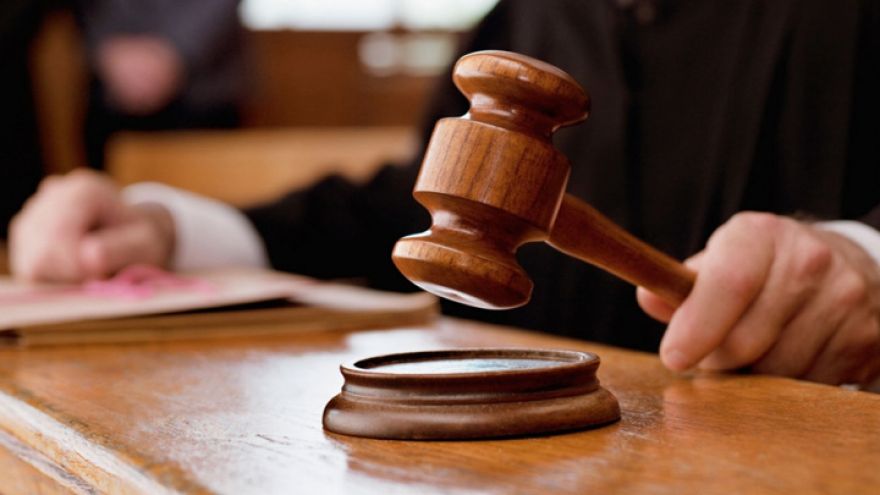 Отец обвиняемого в мошенничестве адвоката Шмакова покинет пост судьи Воронежского облсуда