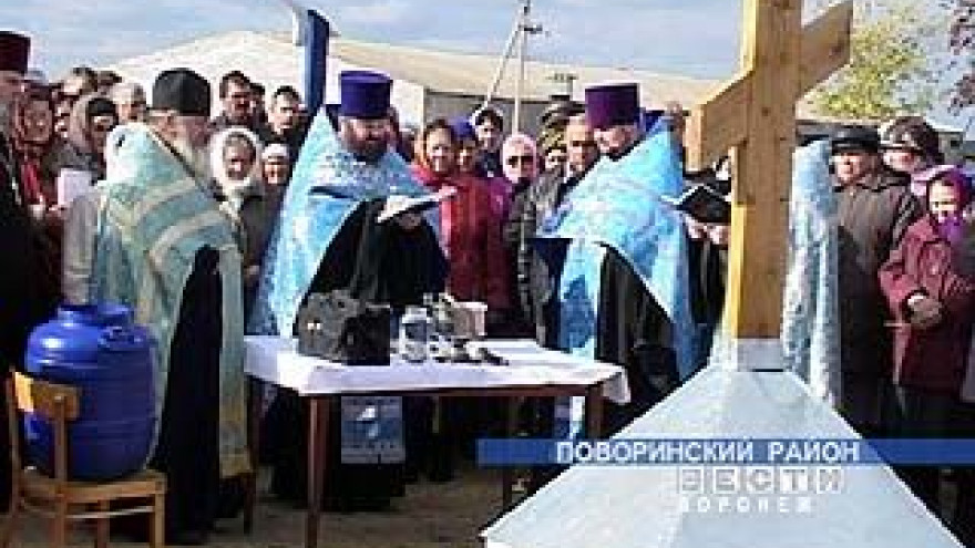 Жителям села Ильмень удалось поставить поклонный крест на месте храма