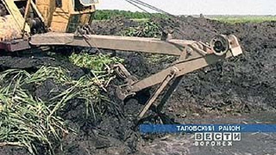 В Петропавловском районе приступили к очистке реки Криуша