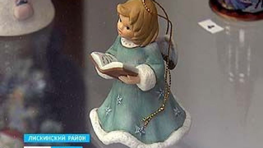В Лисках открыли русско-канадскую колокольную выставку
