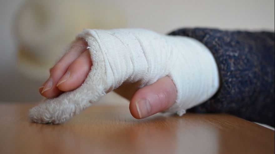 В Воронеже из-за выпавшего снега получили травмы 376 человек