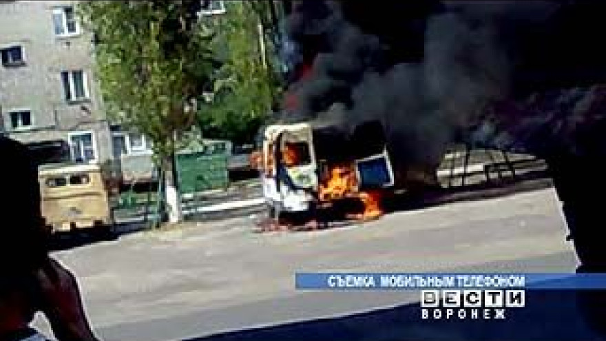 В Лисках сгорела машина скорой помощи