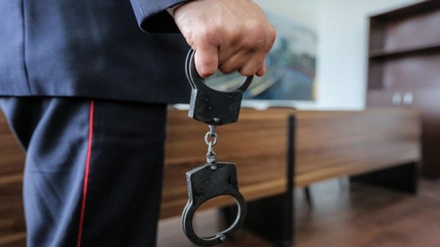 В Воронеже ДПСников взяли под стражу в зале суда, изменив условные сроки на реальные