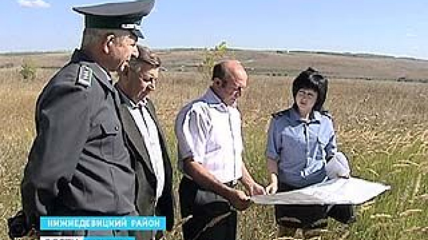 У фермера из Нижнедевицкого района изымают землю