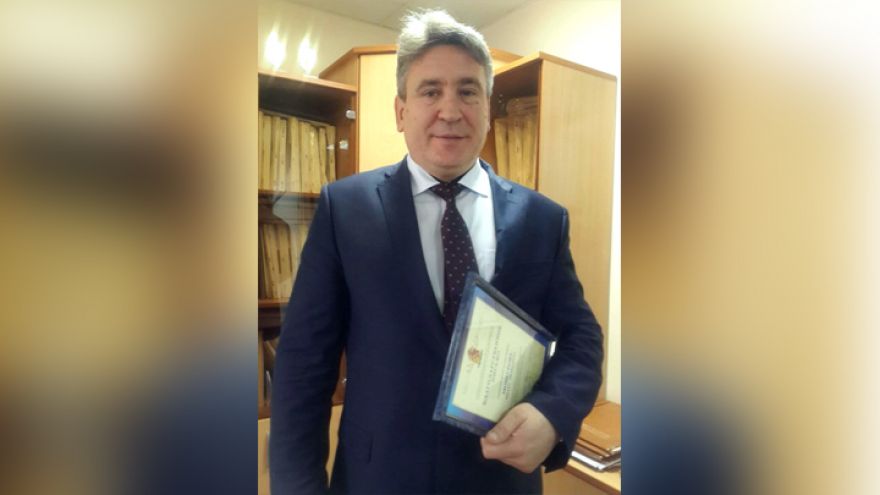 В Воронеже наградили главного онколога региона за спасение истекающих кровью полицейских