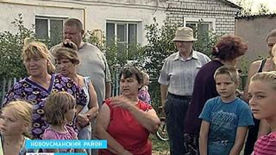 Жители Рогачёвки объявили войну грузовикам и фурам