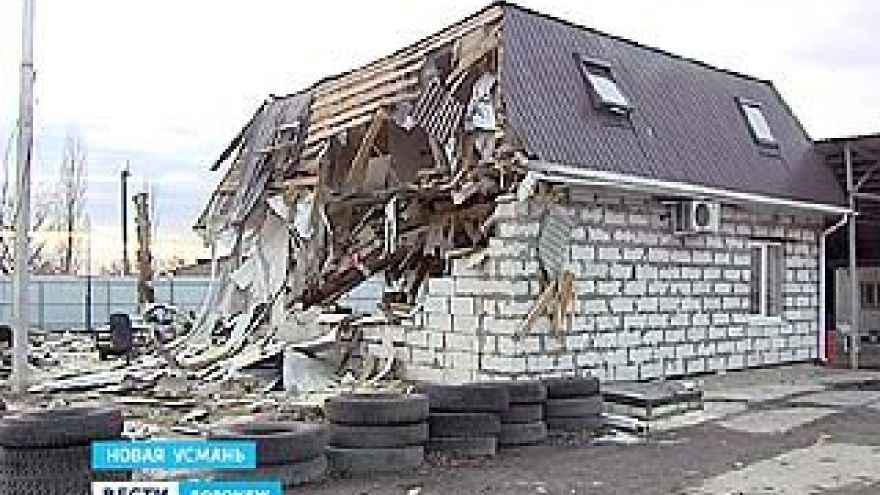 Взрыв в Новой Усмани разрушил несколько зданий, оказавшихся рядом с эпицентром