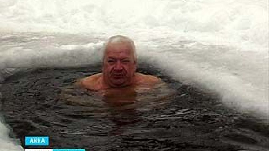 Житель Анны Алексей Протопопов - "морж" с 20-летним стажем
