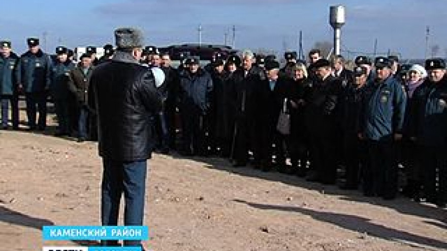 Спасатели и их добровольные помощники из пожарных дружин готовятся к зиме