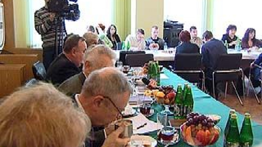 Роспотребнадзор: воронежцам продают консервы сомнительного качества