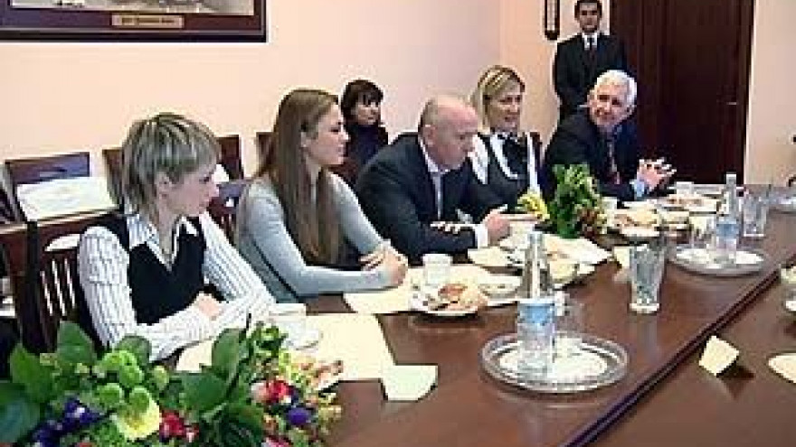 Очередная встреча губернатора была посвящена спортивным достижениям