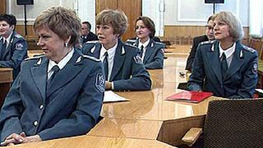Налоговая инспекция настаивает на 13 процентах от безвозмездной субсидии