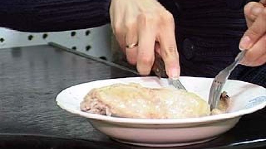 Вступил в силу запрет на ввоз импортного куриного мяса