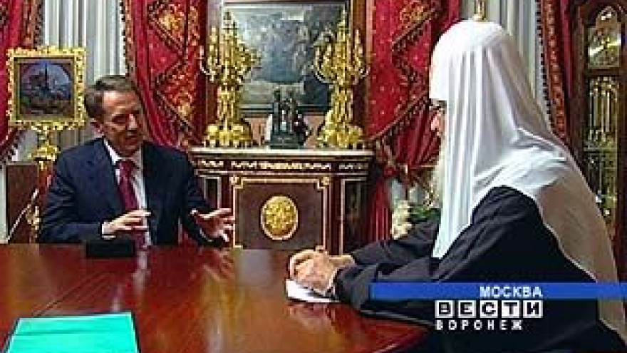 Патриарх Кирилл благословил освящение Благовещенского собора