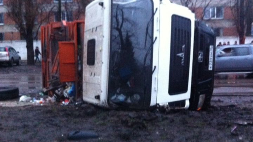 Три района Воронежа остались без света из-за ДТП