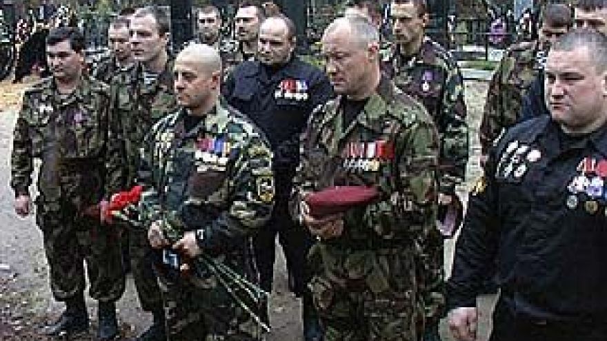 Бойцы-спецназовцы отмечают день образования своего отряда