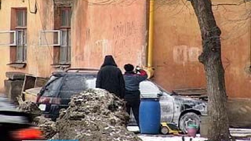 Кустарные автомойки Воронежа не пугают запреты