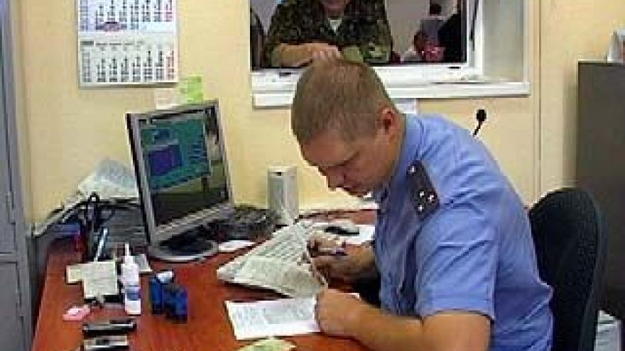 Генпрокуратура насчитала по стране 14 тысяч нелегальных водительских удостоверений