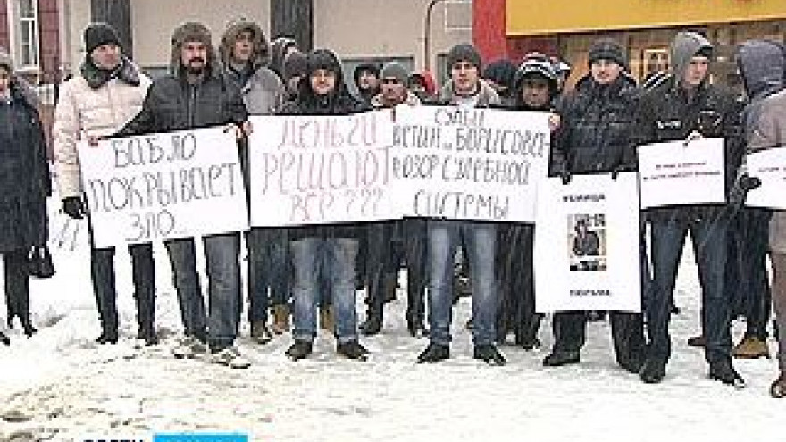 Воронежцы требуют вернуть в изолятор обвиняемого в убийстве у кафе "Иль-Токио"
