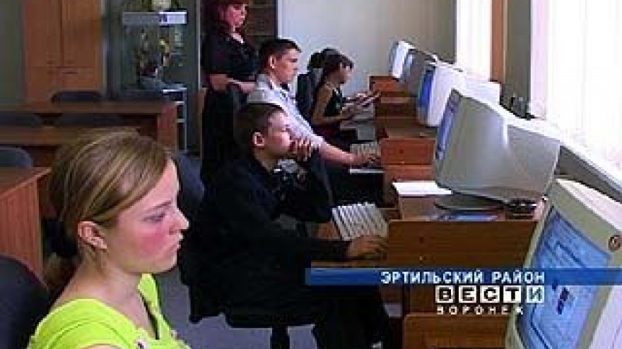 По форме и планировке здания Соколовская школа считается лучшей в области