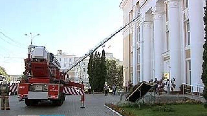 В Никитинской библиотеке прошли пожарно-тактические учения
