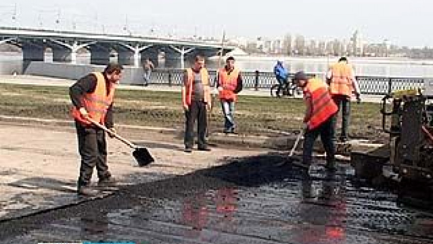 На дорогах Воронежа начался ремонт