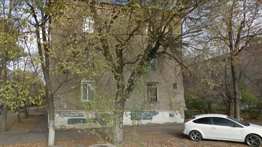 В Воронеже две девочки 2 и 5 лет выпали из окна трёхэтажки