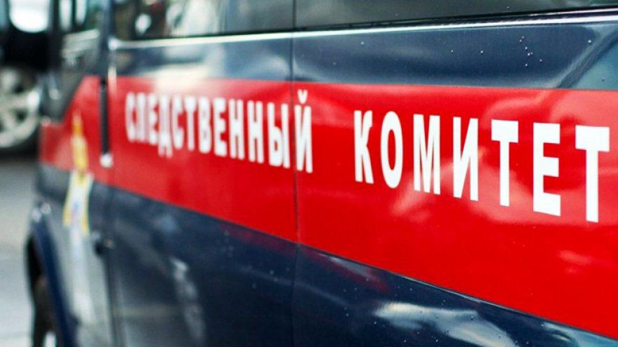 В Воронежской области на 58-летнего рабочего предприятия обрушилась железная балка