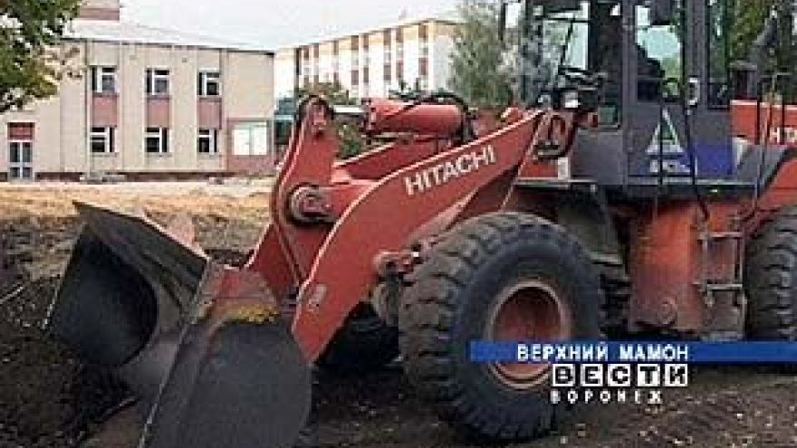 В Верхнем Мамоне начали благоустройство центра