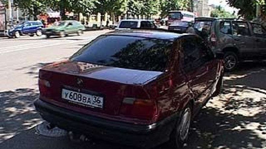 Качество асфальта не гарантирует порядок на дорогах