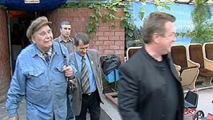 Василий Песков путешествует по Воронежской области с фотоаппаратом