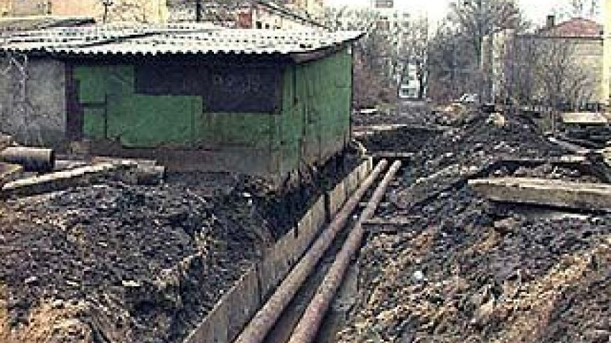 В Воронеже над коммуникациями часто располагаются незаконные объекты