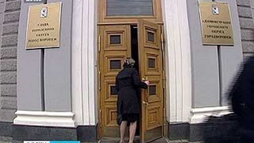 Воронежской чиновнице, пойманной на взятке, смягчили статью обвинения