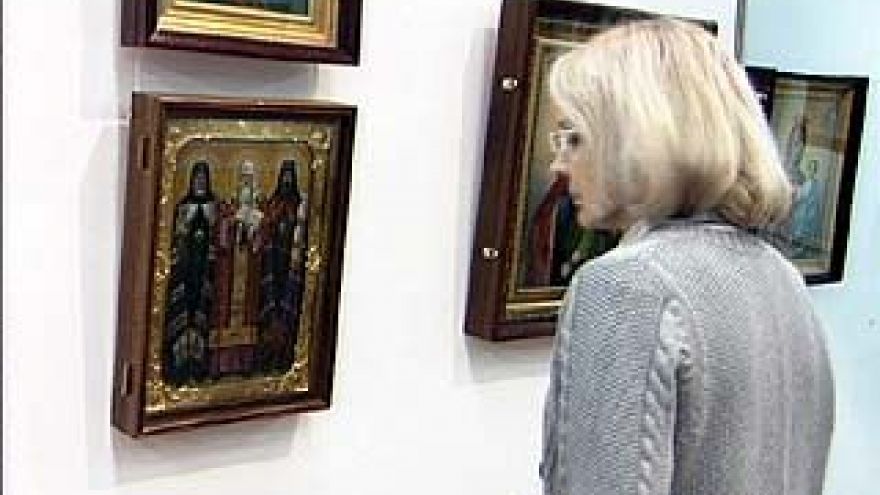 В Музее Крамского открылась выставка художника Стефана Домусчи