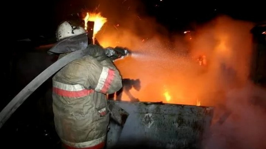 Ночью в Воронеже сгорела баня
