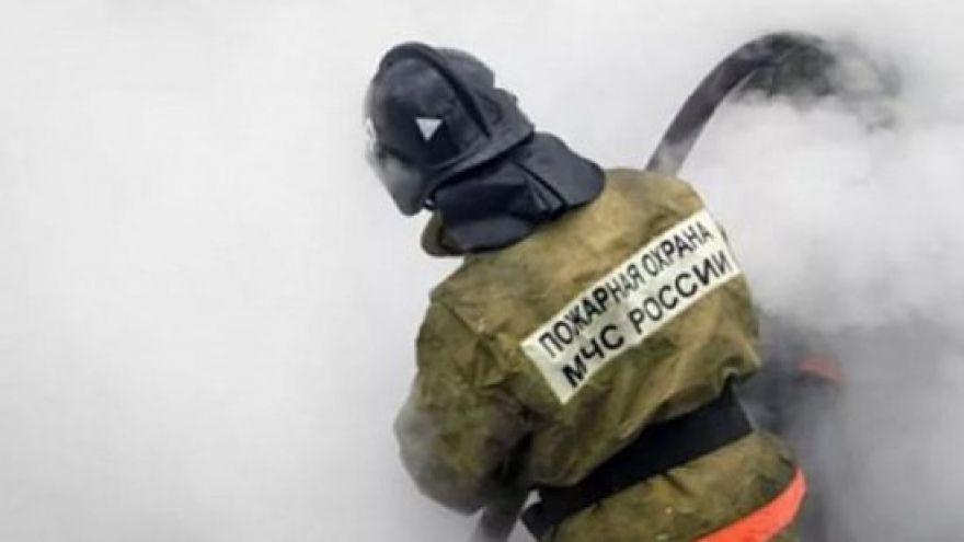 Спасатели эвакуировали 20 человек из горящей пятиэтажки в Воронеже