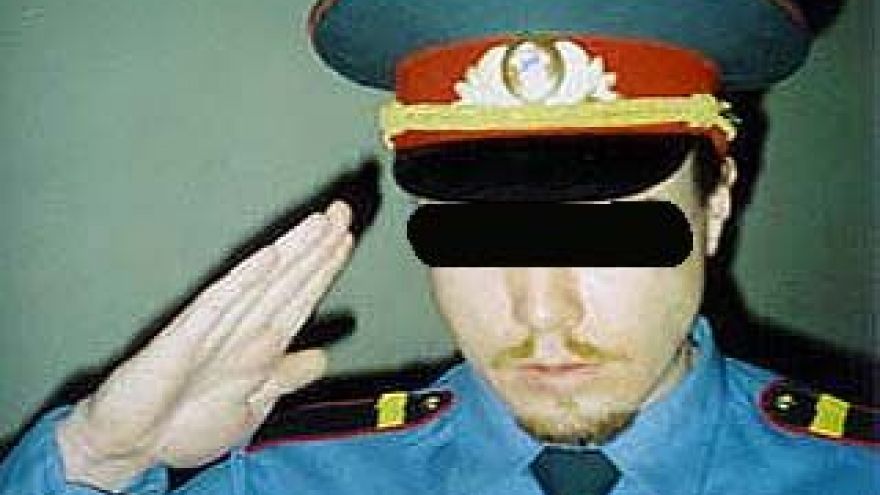 Преступников в форме будут судить строже