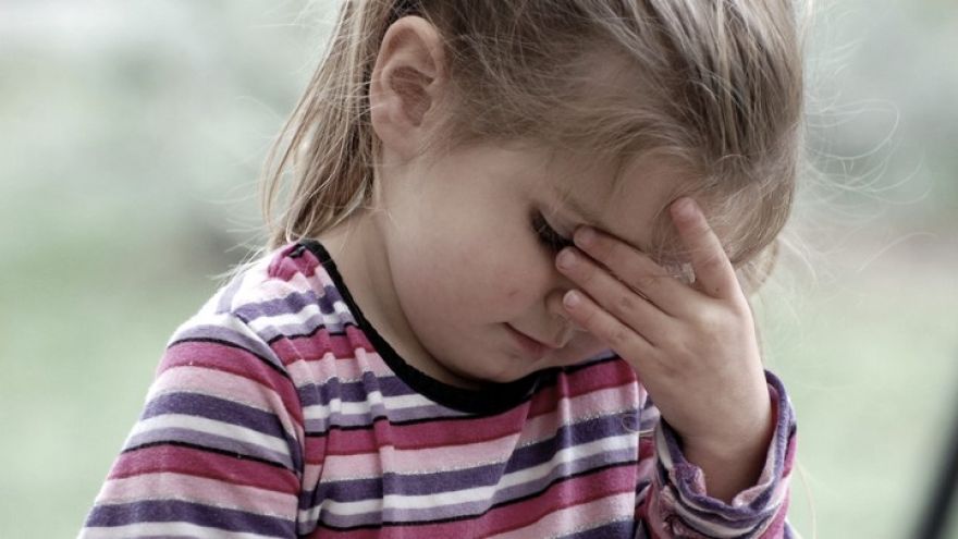 Женщина, на день бросившая 4-летнюю дочь у трассы под Воронежем, попала под следствие