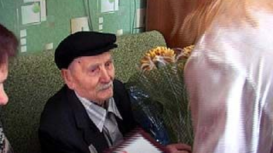 Ветерану войны Степану Ивановичу Чичканову исполнилось 100 лет