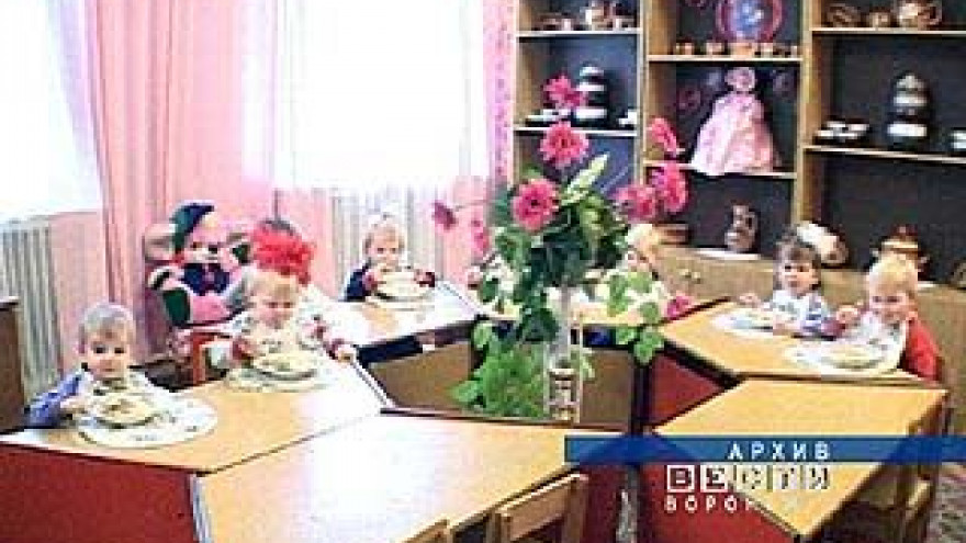 Более 300 подарков вручили детям в Лисках