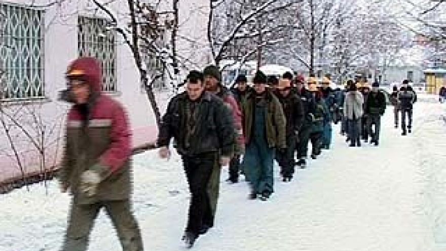 На одной из воронежских строек сотрудники ФМС задержали 50 нелегалов