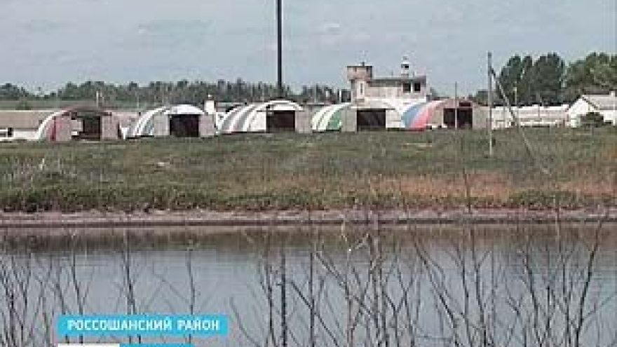 Жители села Анцелович Россошанского района на улице больше не могут дышать